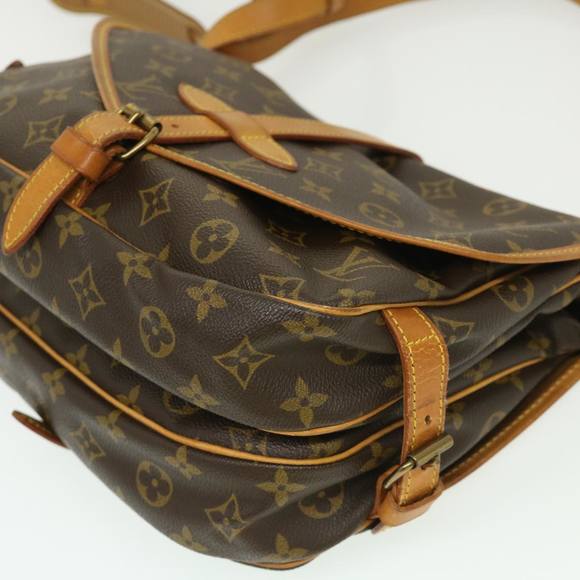 LOUIS VUITTON Monogram Saumur 30 Shoulder Bag M42256 LV Auth 29987 - Picture 14 of 16